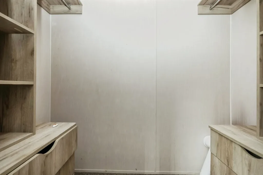 Gallery image 12