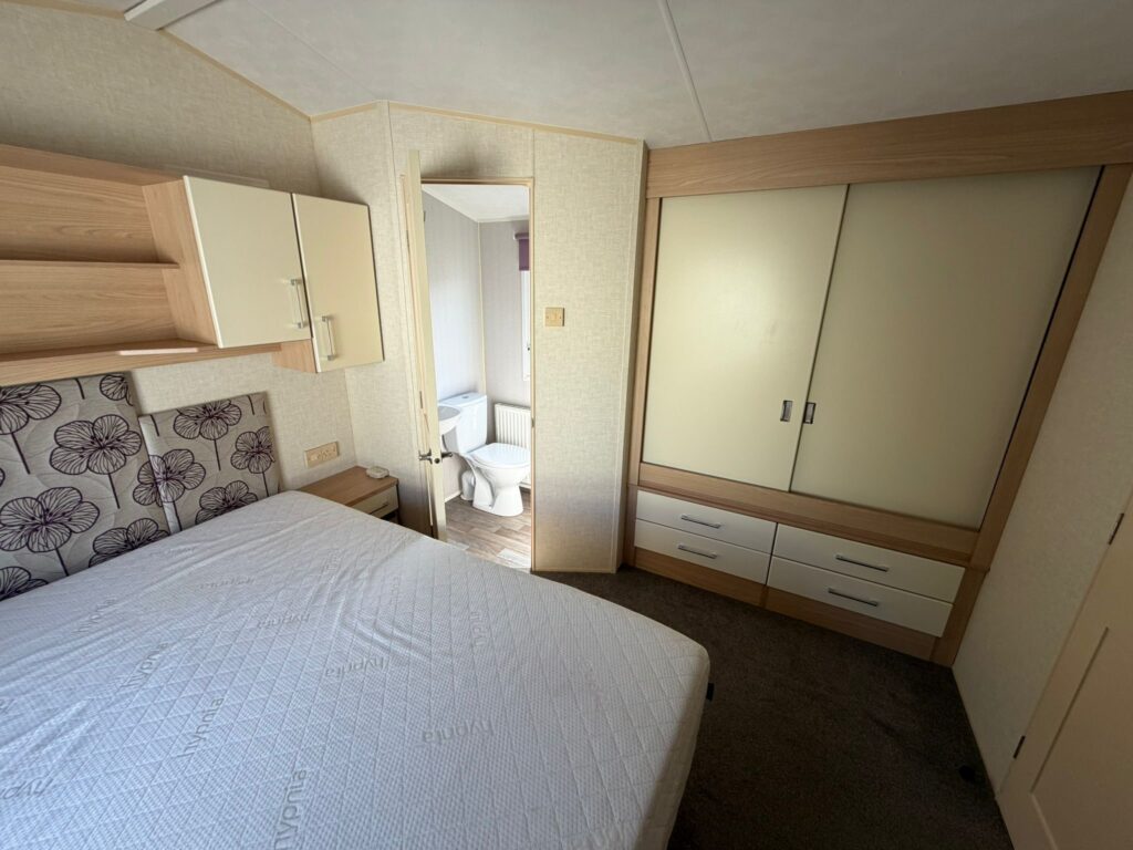 Gallery image 13